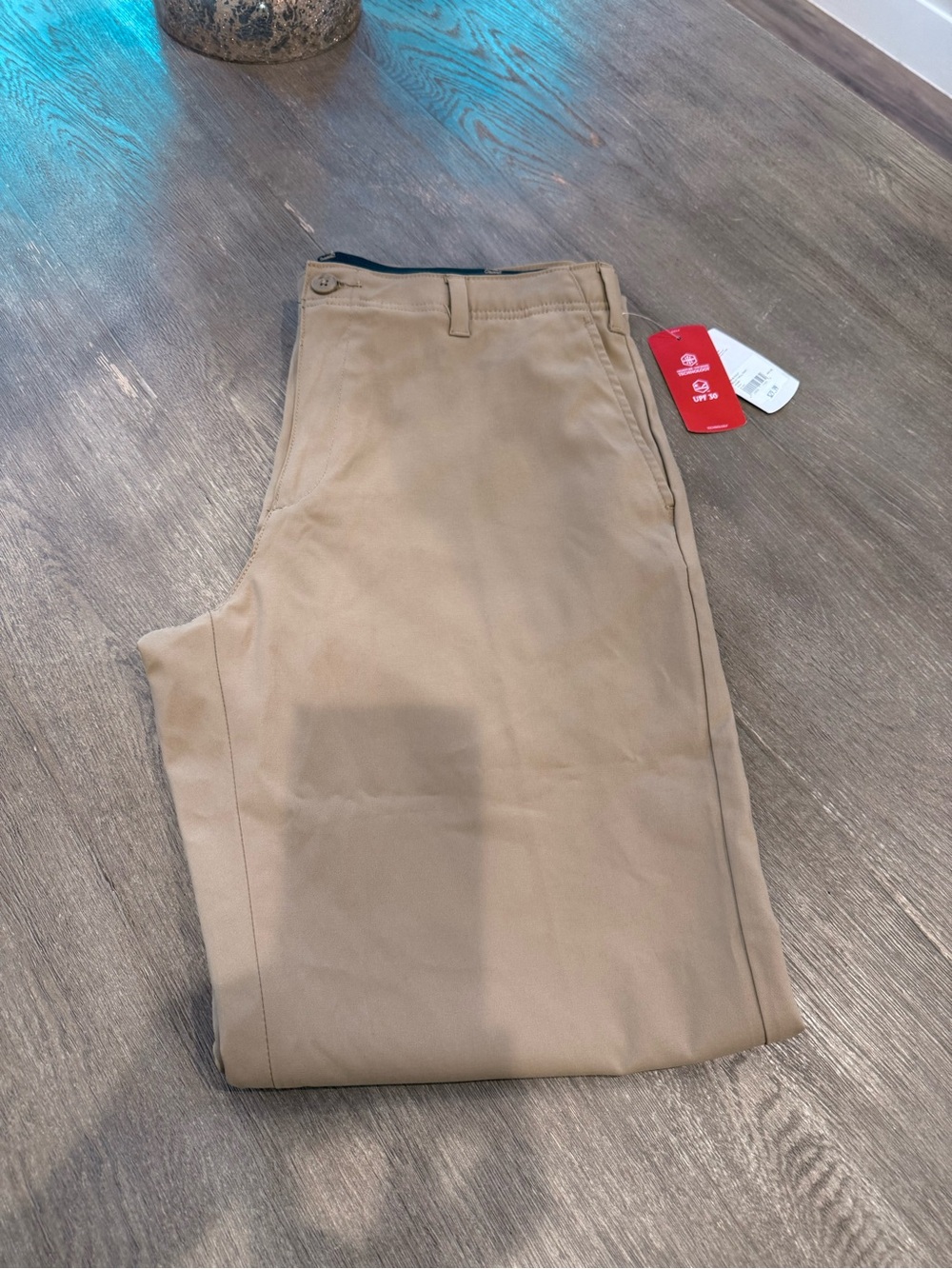 NWT! MEN’s Khaki Golf Solid Twill Pants